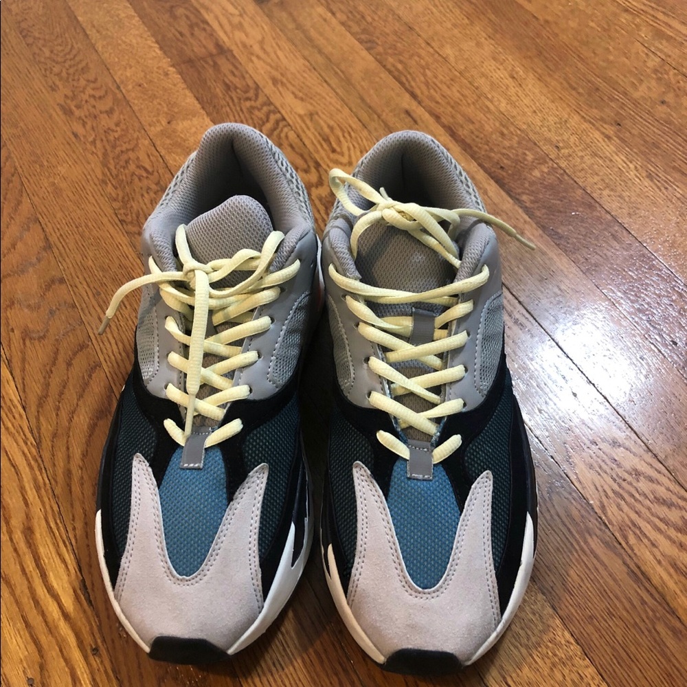 Yeezy 700 waverunners